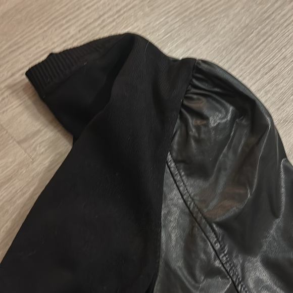 &merci Black Sweater Size Small - Picture 3 of 3